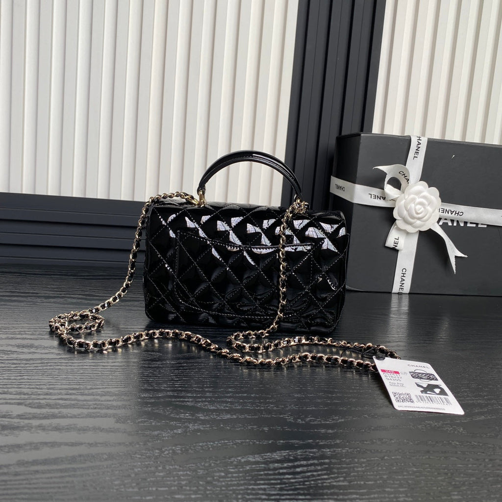 CHANEL 25S MINI FLAP BAG 20 IN BLACK PATENT CALFSKIN GOLD HARDWARE