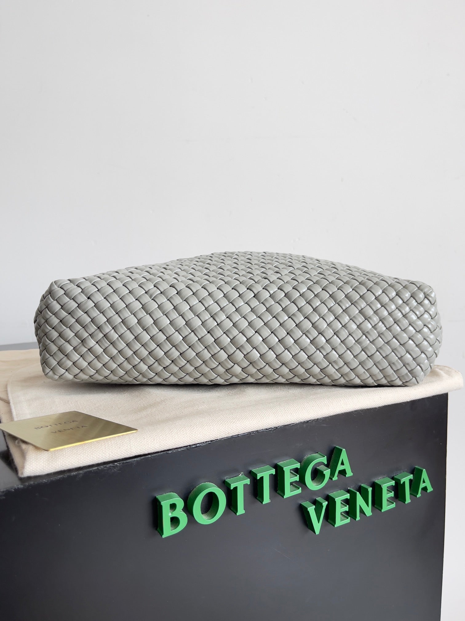 TOSCA SHOULDER BAG 27 IN AGATE GREY LAMBSKIN WITH DALMATA STONE DETAIL